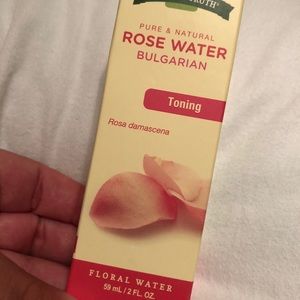 Nature's truth rose water toner NEW